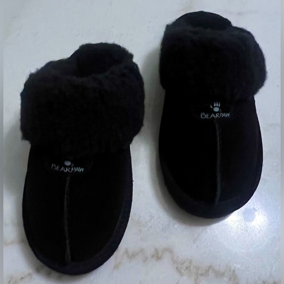 BearPaw Loki II Youth Size 1 Genuine Sheepskin Fur Lined Clog/Slipper Black EUC - Picture 1 of 6